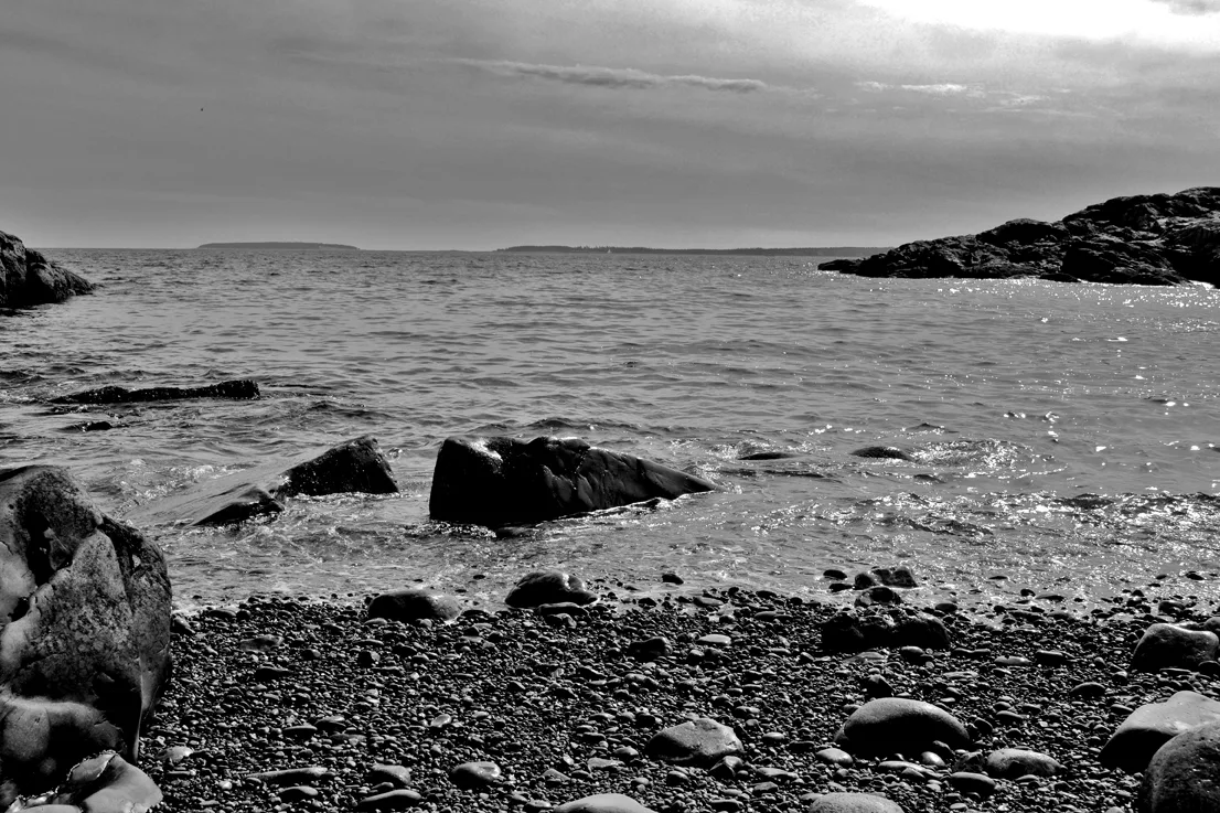 Acadia Shore 7 B&W
