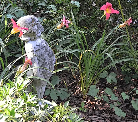 Statue 2 Statesville Blvd