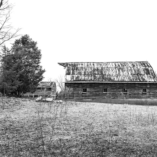 Whitefarmbarn 2 B&W