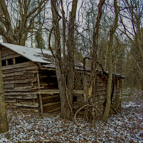 Snow 2015 Stanback Barn 2